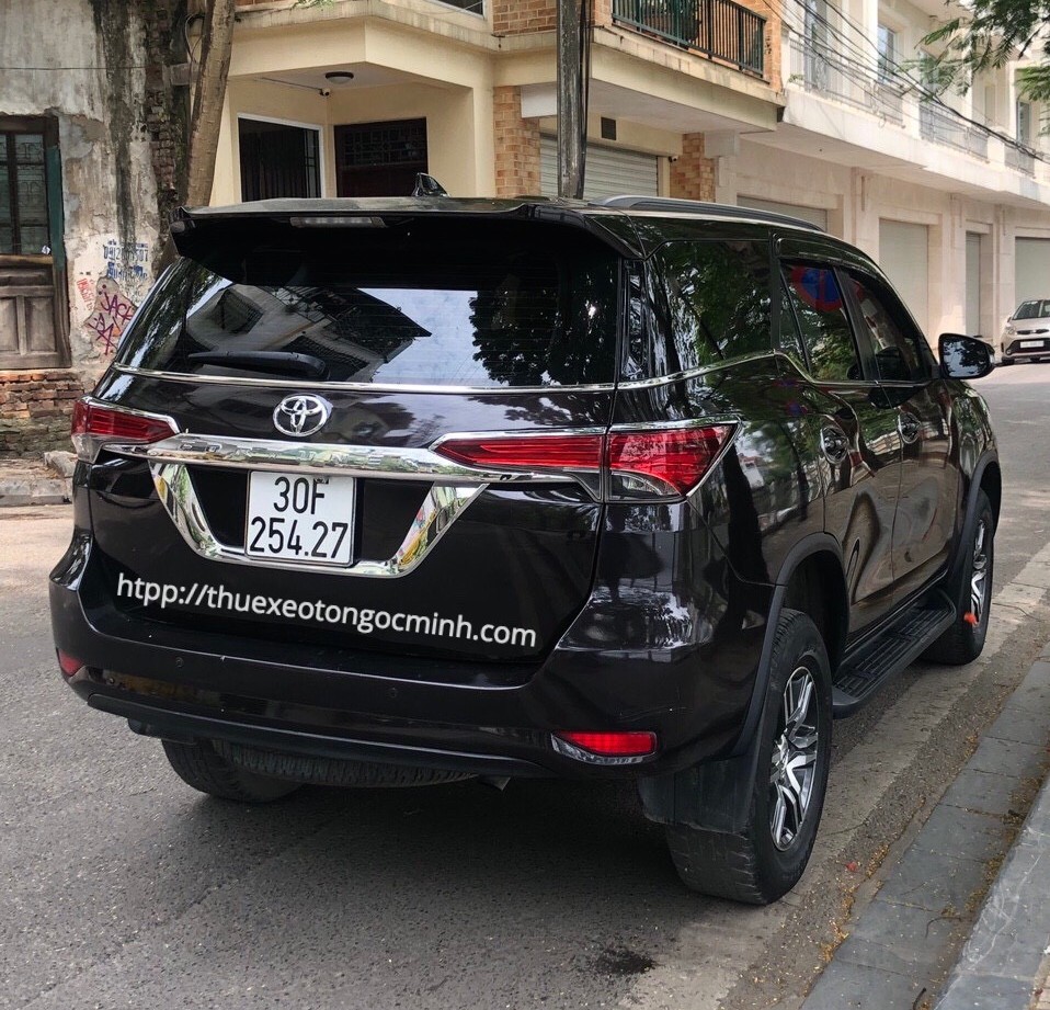 Thuê xe 7 chỗ Fortuner tại Hà Nội Thuê xe 7 chỗ Fortuner tại Hà Nội