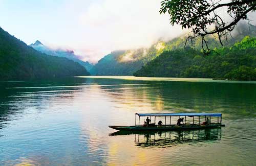 Khám phá mảnh đất Bắc Kạn với dịch vụ thuê xe Ngọc Minh