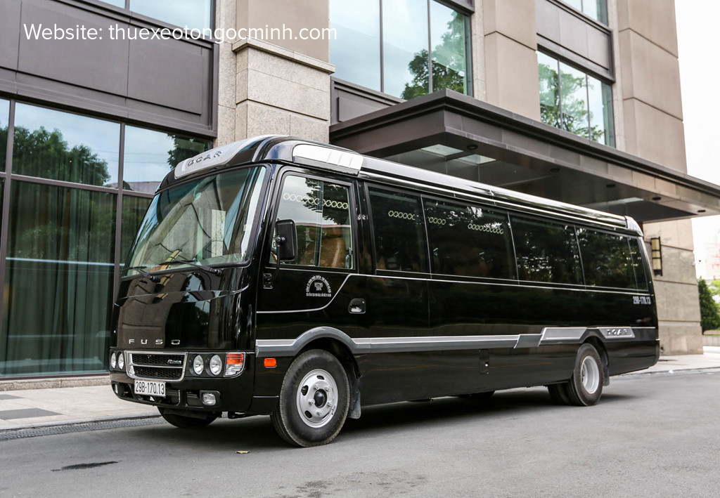 Thuê xe 19 chỗ Fuso Dcar Limousine tại Hà Nội – Thuê xe Ngọc Minh Thuê xe 19 chỗ Fuso Dcar Limousine tại Hà Nội – Thuê xe Ngọc Minh