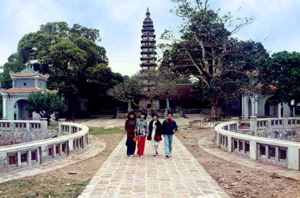 Dịch vụ cho thuê xe đi du xuân chùa Phổ Minh – Nam Định Dịch vụ cho thuê xe đi du xuân chùa Phổ Minh – Nam Định