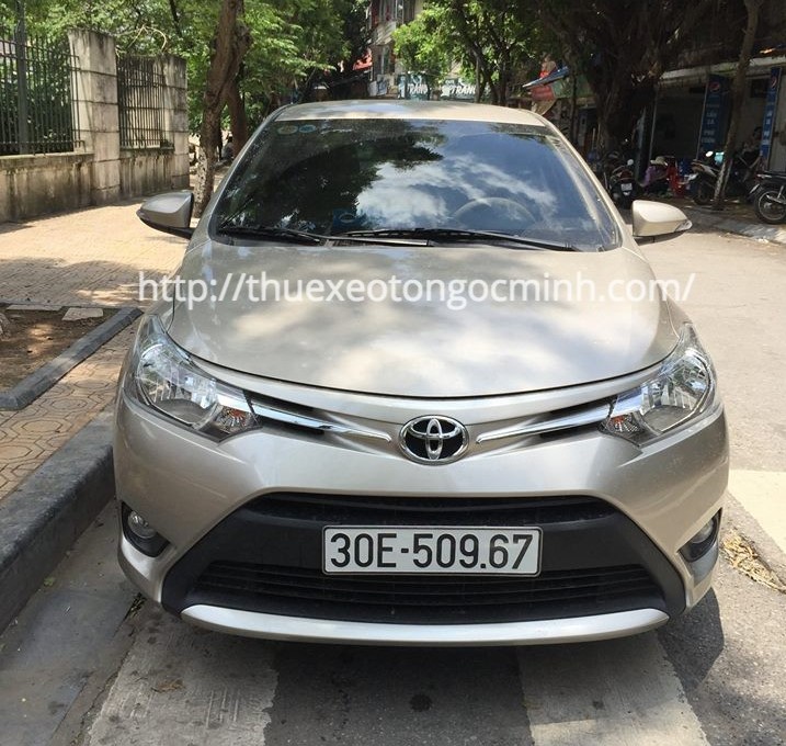 Giá thuê xe 4 chỗ đi một ngày tại Hà Nội Giá thuê xe 4 chỗ đi một ngày tại Hà Nội