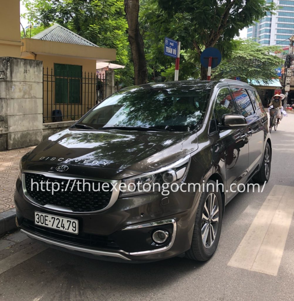 Cho thuê xe Sedona 7 chỗ đời mới tại quận Ba Đình Cho thuê xe Sedona 7 chỗ đời mới tại quận Ba Đình