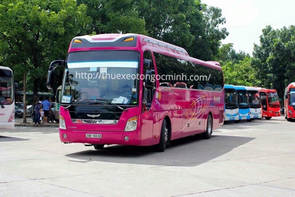 Ngọc Minh cho thuê xe 45 chỗ giá rẻ tại Hà Nội Ngọc Minh cho thuê xe 45 chỗ giá rẻ tại Hà Nội