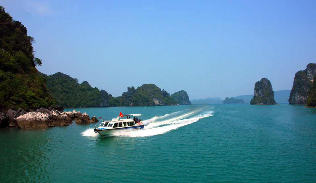Ngọc Minh cho thuê xe du lịch đi Quảng Ninh Ngọc Minh cho thuê xe du lịch đi Quảng Ninh