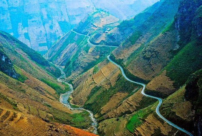 Cho thuê xe 16 chỗ đi Hà Giang giá rẻ tại Hà Nội Cho thuê xe 16 chỗ đi Hà Giang giá rẻ tại Hà Nội