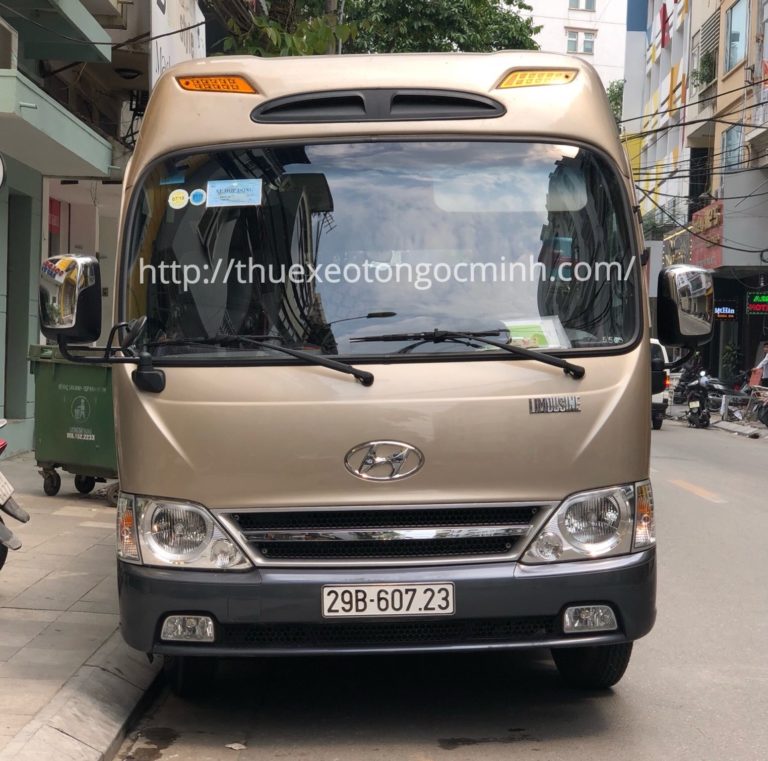 Thuê xe du lịch 29 chỗ cao cấp, đời mới tại Hà Nội