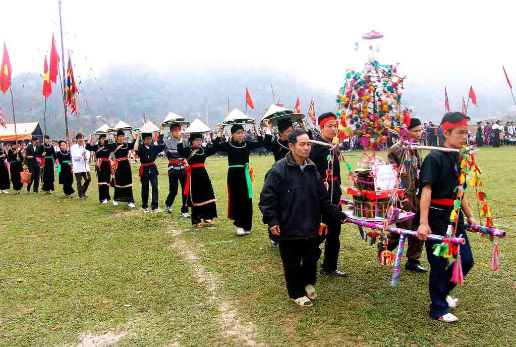Du lịch Mai Châu vào mùa lễ hội