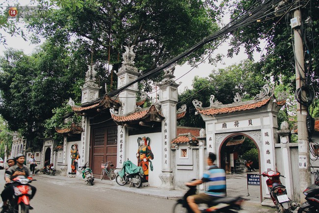 Người người nhà nhà đổ về chùa Hà cầu duyên Người người nhà nhà đổ về chùa Hà cầu duyên