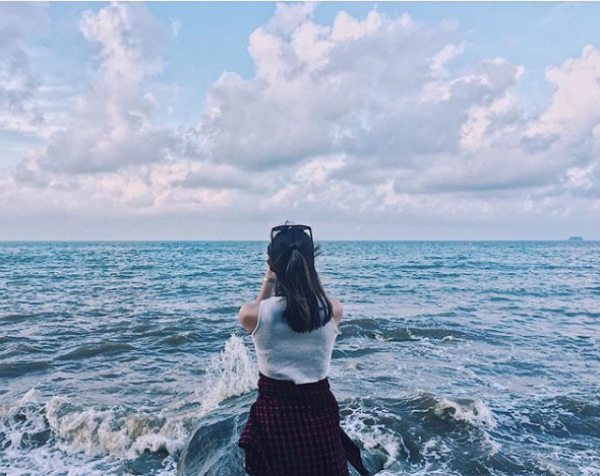 Vẻ đẹp biển Thiên Cầm hoang sơ, thơ mộng Thuê xe 16 chỗ đi Thiên Cầm giá rẻ ở đâu Hà Nội?